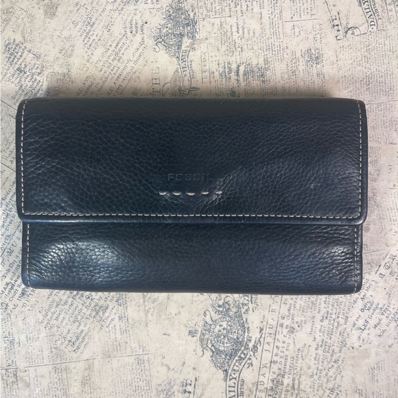 Fossil Trifold Black Leather Wallet with Check Book addition - Picture 1 of 10